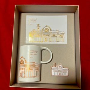 Starbucks Reserve Seattle Limited Edition white mug & pin brooch gift box
